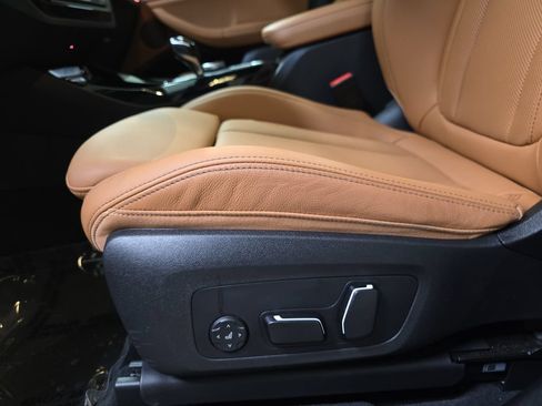 Used 2024 BMW X3 sDrive30i w/ Convenience Package RWD image 25