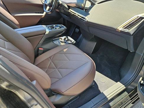 Certified 2025 BMW iX xDrive50 AWD/4WD image 20