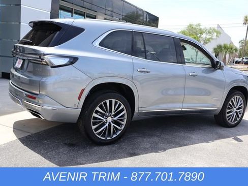 New 2026 Buick Enclave Avenir FWD image 9