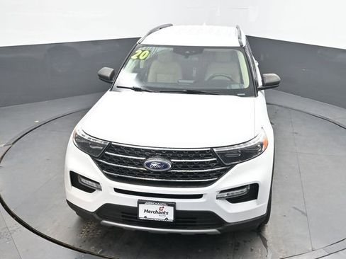 Used 2020 Ford Explorer XLT w/ Equipment Group 202A image 25
