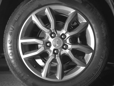 Used 2024 GMC Terrain SLT AWD/4WD image 13