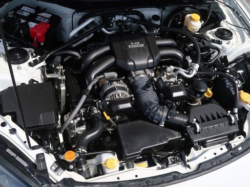 Used 2022 Toyota GR86 image 35