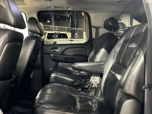 Used 2008 GMC Yukon XL Denali image 4