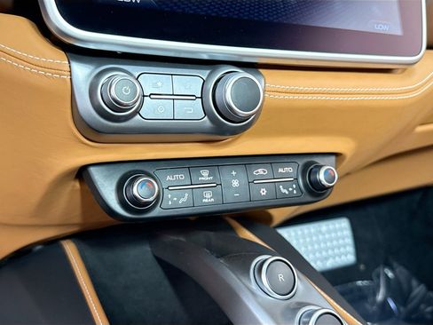 Certified 2022 Ferrari Portofino M RWD image 48