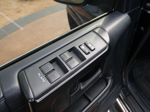 Used 2018 Toyota 4Runner Limited image 7