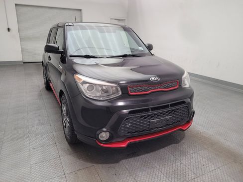 Used 2015 Kia Soul + FWD image 14