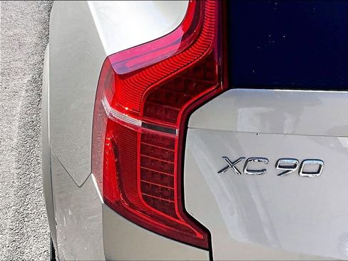 Used 2016 Volvo XC90 T6 Inscription image 27