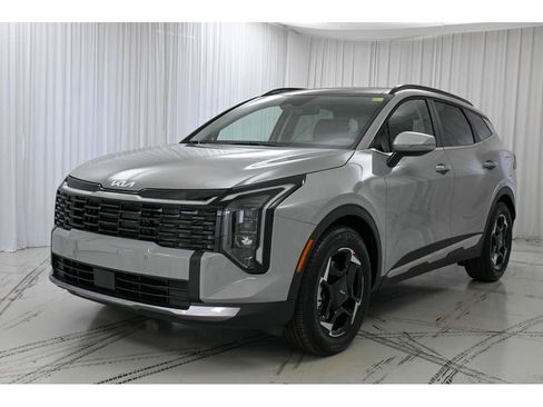 New 2026 Kia Sportage EX w/ EX Panorama Roof Package image 4