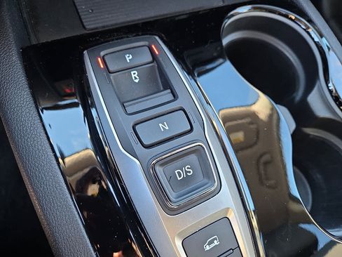 Used 2019 Honda Pilot Elite image 17