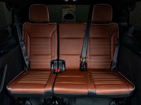 Used 2024 GMC Yukon Denali Ultimate image 34