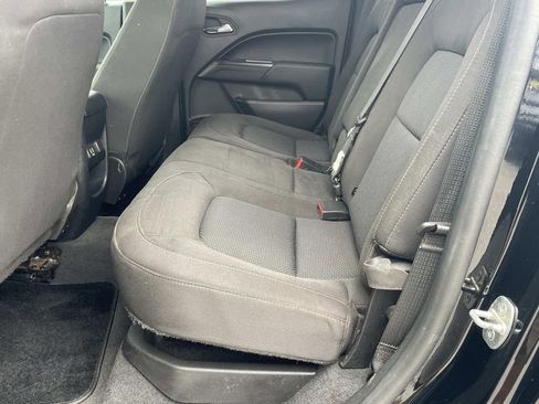 Used 2020 Chevrolet Colorado LT RWD image 12