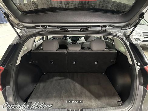 Used 2017 Kia Niro LX FWD image 9