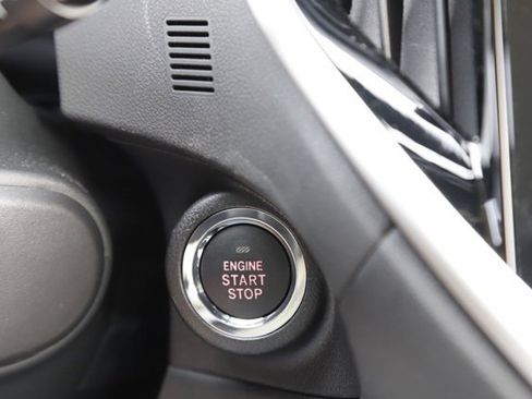 Certified 2025 Subaru Ascent Premium w/ Premium Package image 25