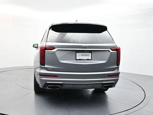 Used 2023 Cadillac XT6 Premium Luxury image 6