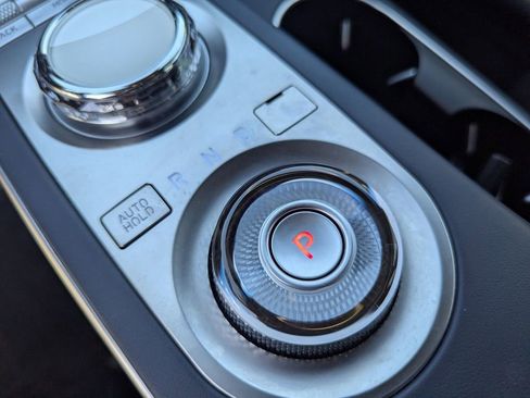 Used 2023 Genesis GV70 2.5T w/ Sport Prestige Package image 24