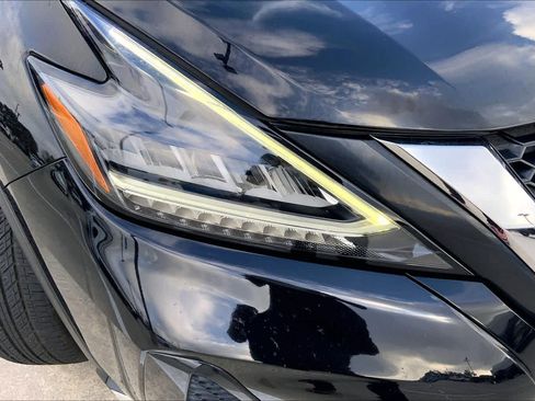 Used 2023 Nissan Murano SV image 25