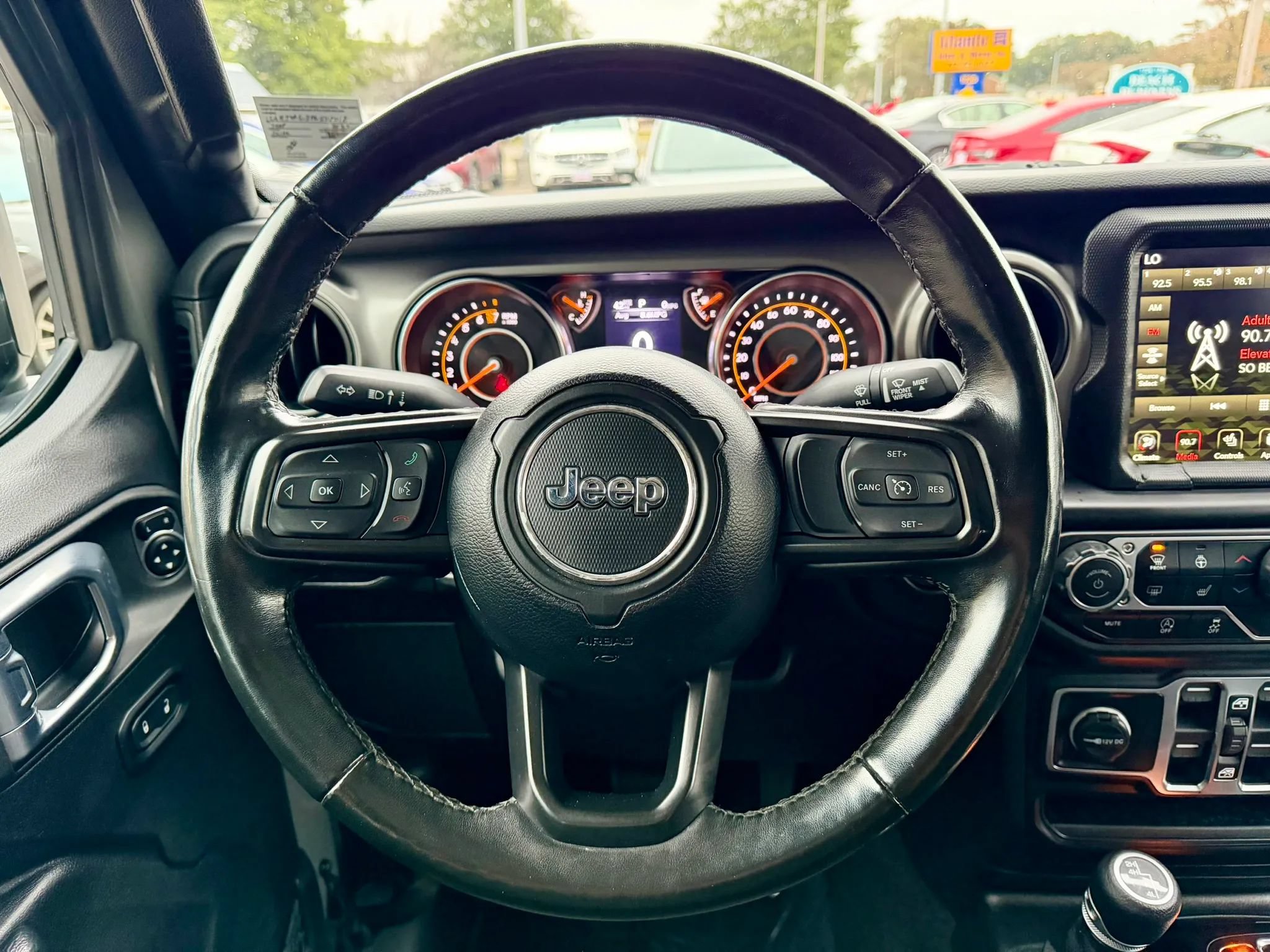 Used 2023 Jeep Gladiator Sport AWD/4WD image 14
