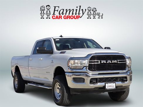 Used 2020 RAM 2500 Big Horn image 2