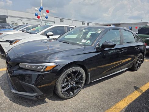 Used 2023 Honda Civic Sport image 1
