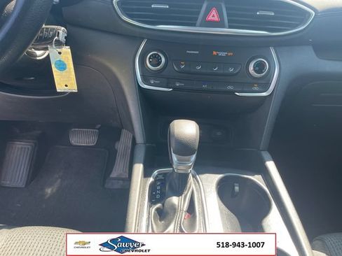 Used 2019 Hyundai Santa Fe SE FWD image 12