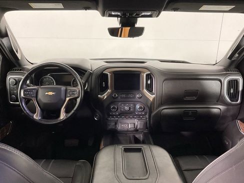 Used 2019 Chevrolet Silverado 1500 High Country w/ High Country Premium Package image 22