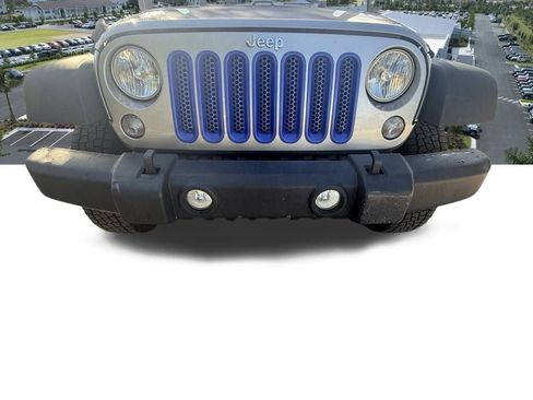 Used 2018 Jeep Wrangler Unlimited Sport S image 40