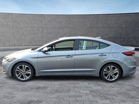 Used 2017 Hyundai Elantra Limited w/ Limited Tech Package 04 FWD image 5