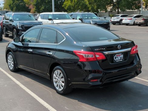 Used 2017 Nissan Sentra S image 8