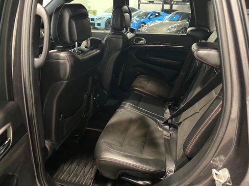 Used 2018 Jeep Grand Cherokee Trailhawk image 30