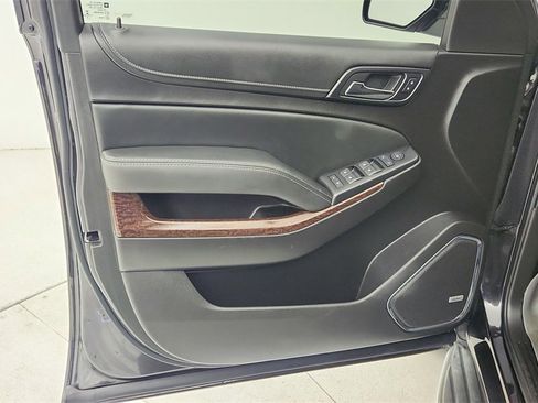 Used 2016 GMC Yukon SLE w/ Convenience Package image 24