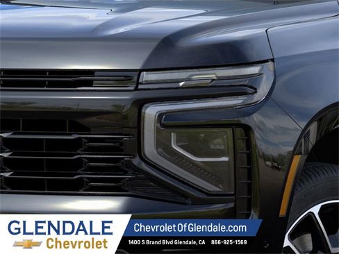 New 2026 Chevrolet Suburban RST image 10