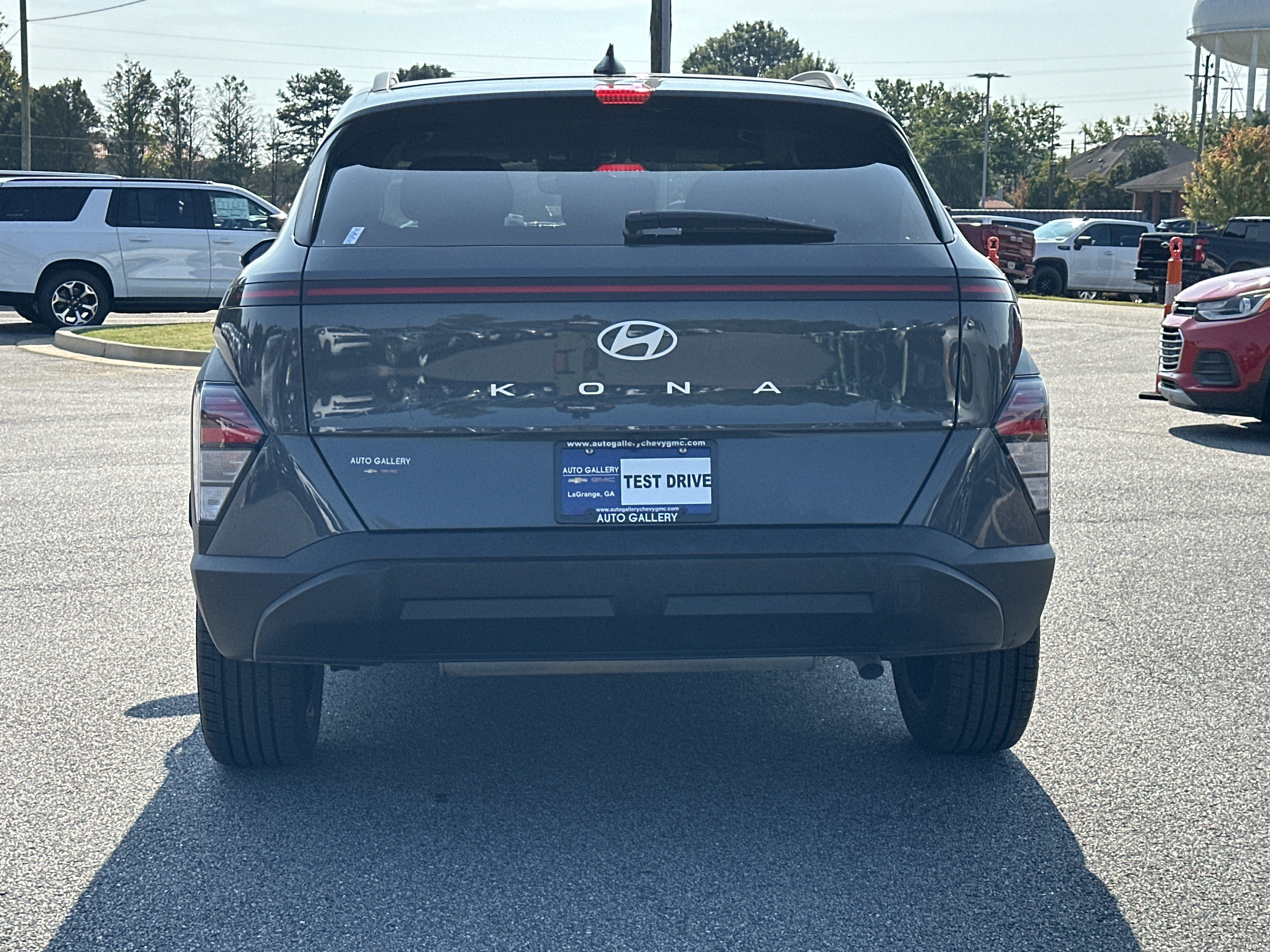 Used 2025 Hyundai Kona SEL FWD image 7