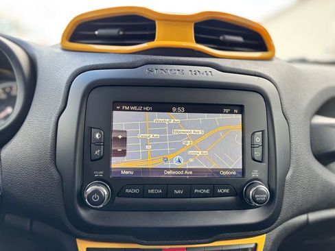 Used 2015 Jeep Renegade Latitude w/ Popular Equipment Group image 25