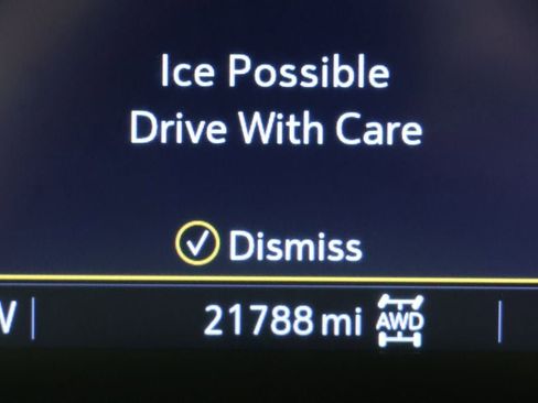 Used 2023 Buick Encore GX Select w/ Safety Package II image 17