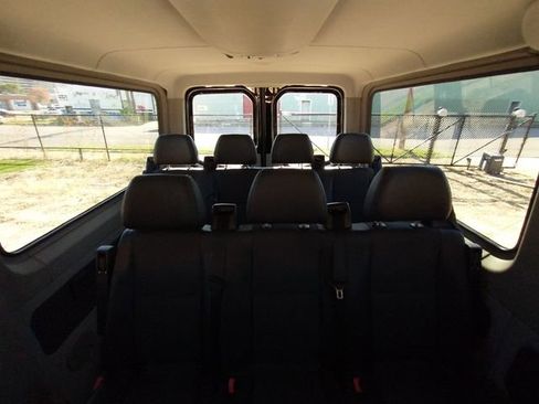 Used 2017 Mercedes-Benz Sprinter 2500 image 55