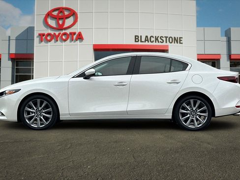 Used 2025 MAZDA MAZDA3 s FWD image 6