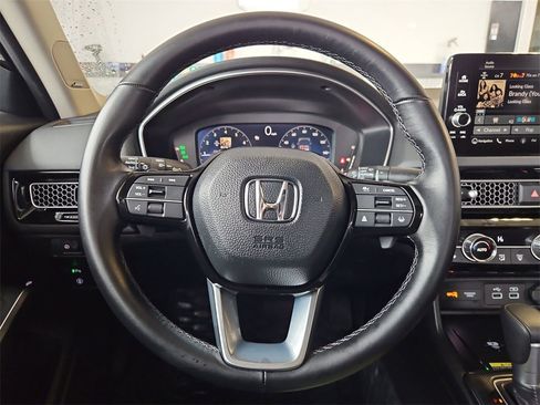 Used 2024 Honda Civic Touring image 14