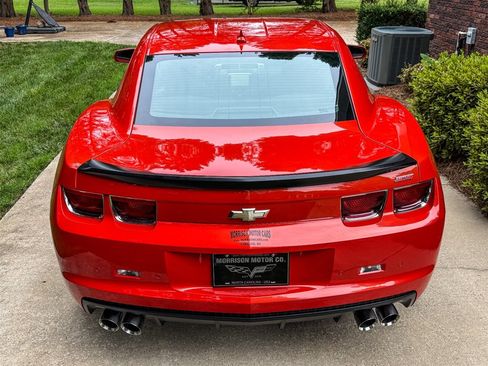 Used 2013 Chevrolet Camaro SS w/ SS Performance Package RWD image 25