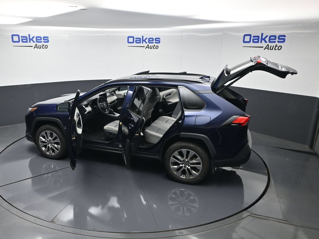 Used 2023 Toyota RAV4 XLE Premium AWD/4WD image 60