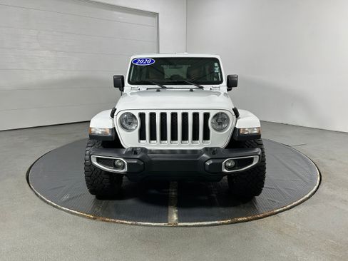 Used 2020 Jeep Wrangler Unlimited Sahara w/ Cold Weather Group image 18