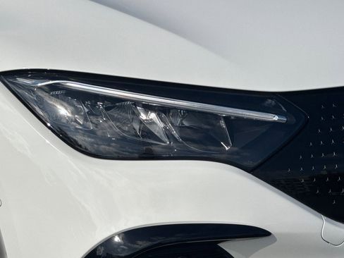 Used 2026 Mercedes-Benz EQE 320 4MATIC Sedan image 11