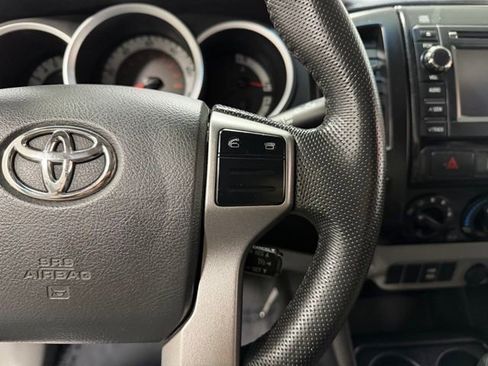Used 2013 Toyota Tacoma 4x4 Access Cab V6 w/ Convenience Pkg image 13