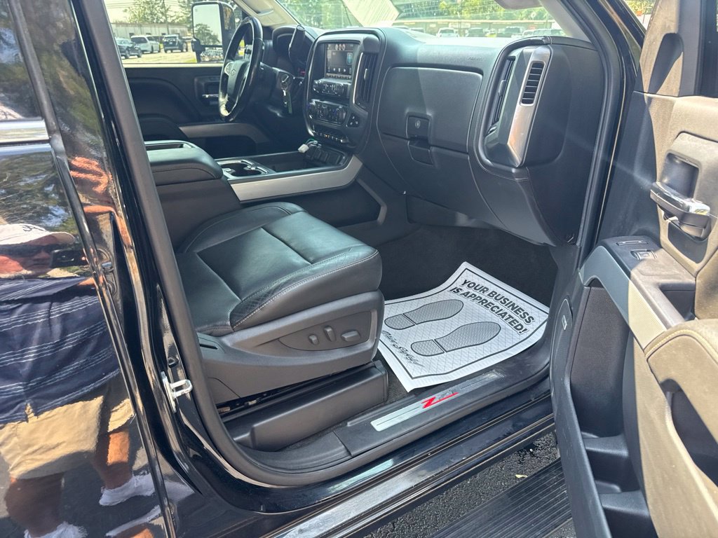 Used 2015 Chevrolet Silverado 2500 LTZ w/ Duramax Plus Package AWD/4WD image 15