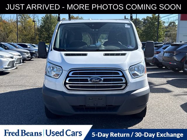 Used 2018 Ford Transit 250 130 Low Roof w/ Exterior Upgrade Package RWD image 2