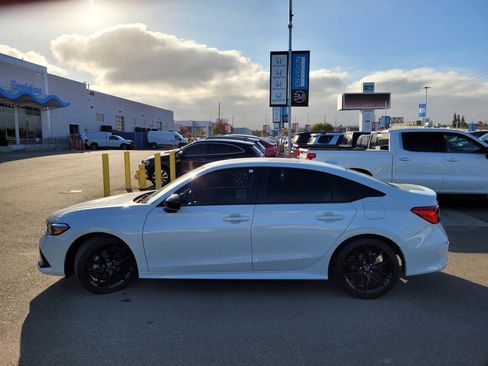 Certified 2024 Honda Civic Sport image 8