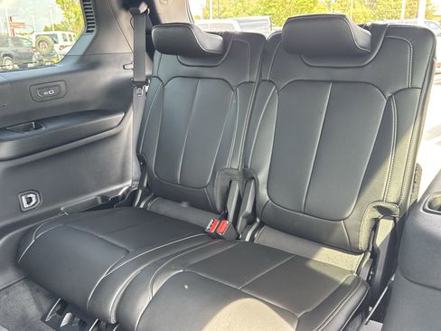 New 2025 Jeep Grand Cherokee L Limited w/ Trailer Tow Package image 31