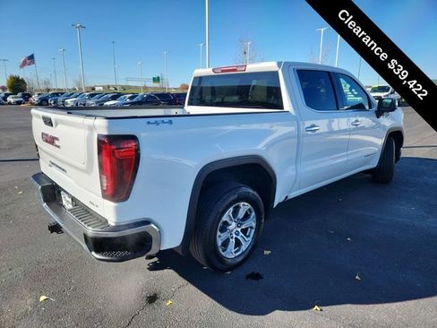 Used 2024 GMC Sierra 1500 SLT image 8
