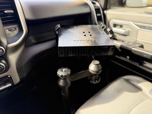 Used 2019 RAM 3500 SLT w/ Quick Order Package 2GG SLT AWD/4WD image 14