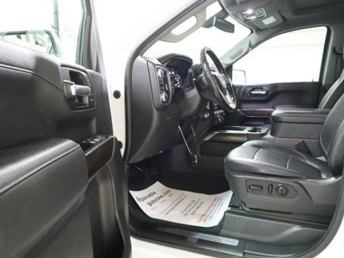 Used 2021 GMC Sierra 1500 SLT w/ SLT Premium Package AWD/4WD image 9