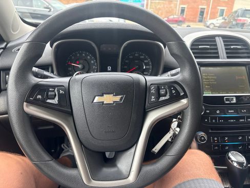 Used 2015 Chevrolet Malibu LT w/ Power Convenience Package FWD image 28